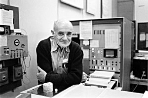 John B. Fenn at his Yale laboratory in 1987