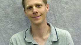 Stephen Irons (Lecturer / Manager Instructional Labs)